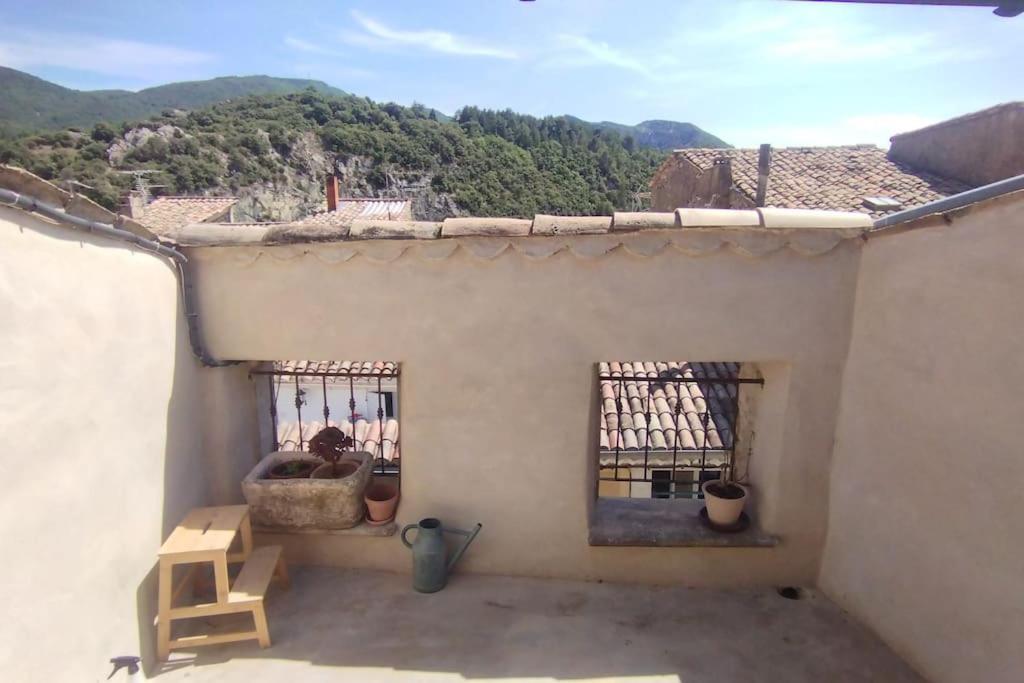 Les Toits Nyonsais Apartment Luaran gambar